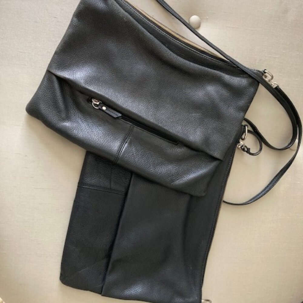 TWO PEBBLE LEATHER CROSSBODY BAGS/SANCTUARY